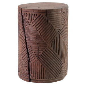 Ossian Hand Carved Log Table
Carved wood side table
12 - 16 dia x 18 H inches
Tobacco
