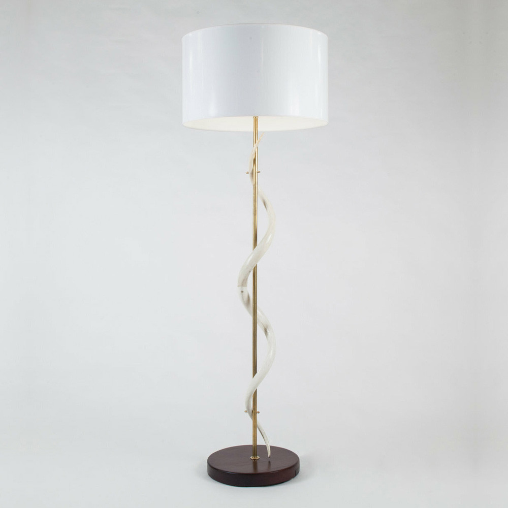 Chongwe Kudu Core Floor Lamp - SL4
24 diameter x 70 H inches
Kudu Core Horn, Wood, Linen
