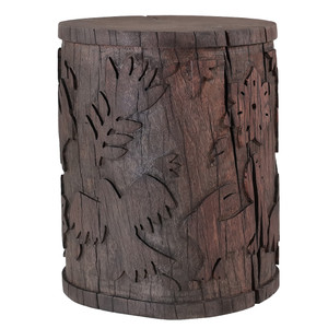 Paradisia Hand Carved Log
Bird side table
12 - 16 dia x 18 H inches
Cocoa Brown