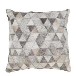 Cowhide Prism Pillow - TR-004
18 x 18 inches
Cowhide