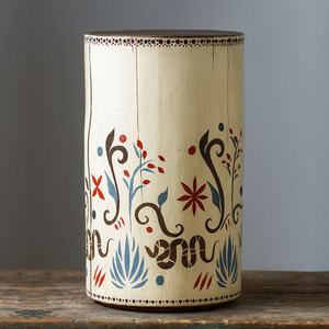 Jardín del Desierto Hand Painted Side Table
12 dia x 20 H inches