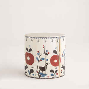 Pajarito Hand Painted Side Table
18 dia x 18 H inches
Painted Bone Finish
