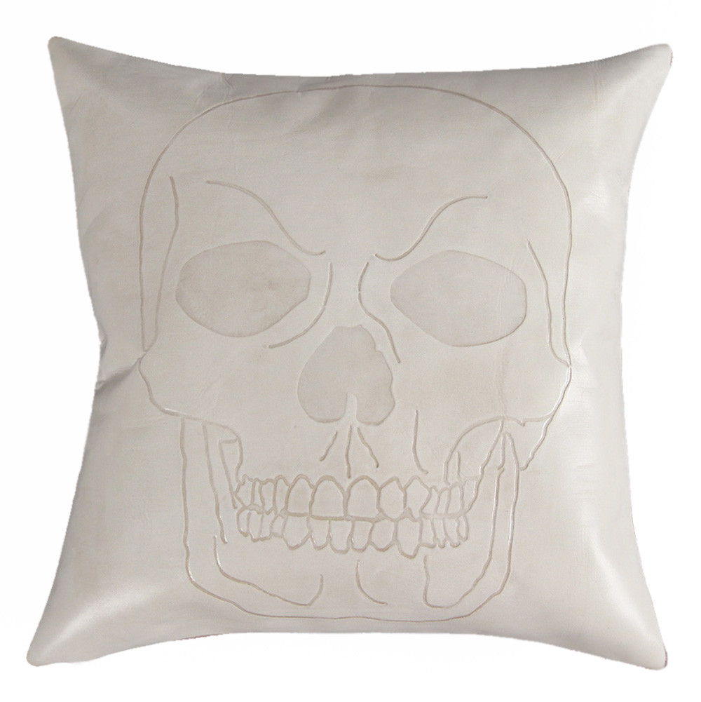 Calavera Skull Pillow
16 x 16 inches
Leather
Bone Calavera Skull Pillow
16 x 16 inches
Leather
Bone