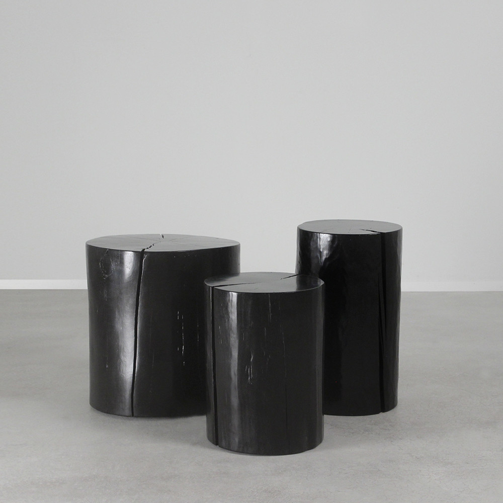 Lacquered Log Tables
12 dia x 16 H inches, 12 dia x 20 H inches, and 18 dia x 18 H inches Lacquered Log Tables
12 dia x 16 H inches, 12 dia x 20 H inches, and 18 dia x 18 H inches