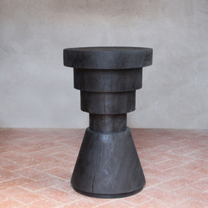 Aparato Side Table
14 dia x 22 H inches
Ebony Finish