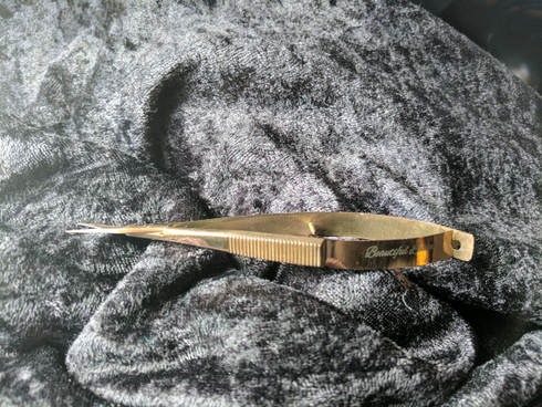 Gorgeous , Amazingly Precise Lash Scissors by Beautiful Lashes