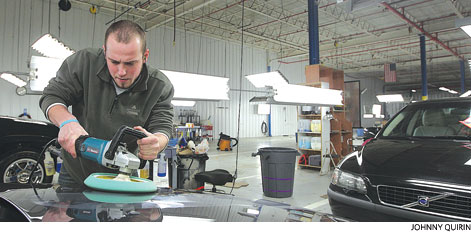 car detailer