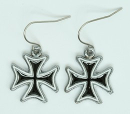 Herocross black mix pendant