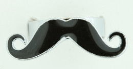 Mustache mix ring