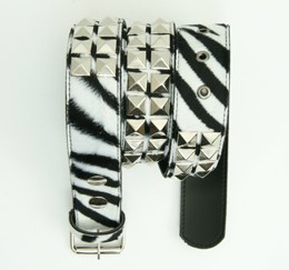 Zebra black-white belt studs belt