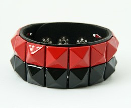 Stripe black-red studs big stud