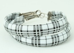 Scotch white creole ear ring