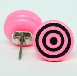 Circle pink circular reference stud