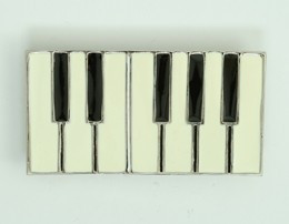 Piano medium buckle