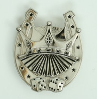 Horse shoe crown medium buckle