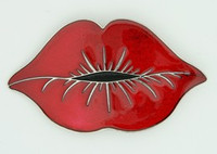 Kiss medium buckle