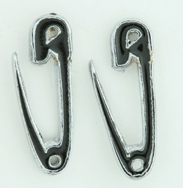Safety pin cute stud