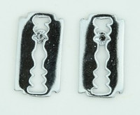 Razor blade cute stud