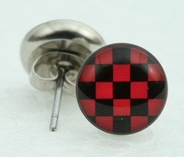 Check black-red circular reference stud