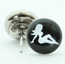 Girl black-white circular reference stud