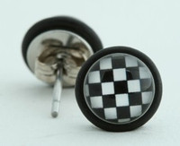 Check black-white circular reference stud
