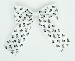 Skull white wide hair clips piece