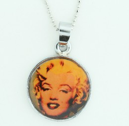 Marilyn mix necklace