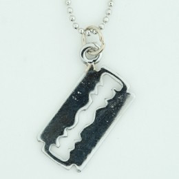 Razor blade mix necklace