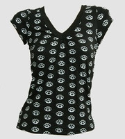 Front - Punch black-white fashion