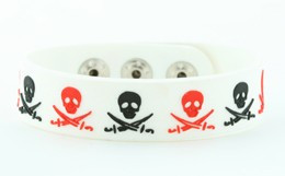 Skull sword white-black-red small stripes & checker