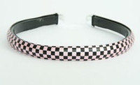 Metal check black-pink medium tiara