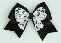 Skull black/ white-black skull cute clean