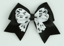 Skull black/ white-black skull cute clean