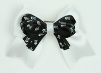 Skull white / black-white skull cute clean