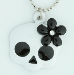 Skull flower white-black skull necklace