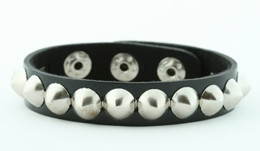 Dot L studs small stud