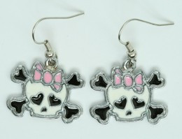 Cute Sk bone white-pink skull pendant
