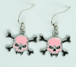 Sk tooth pink skull pendant