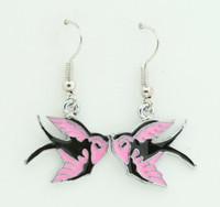 Swalluw cute pink animal pendant