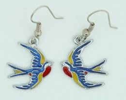 Swallow color animal pendant