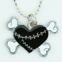 Heart bone black-white sweet necklace