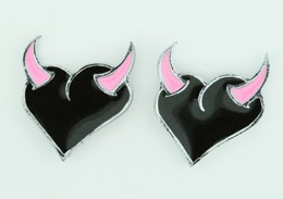Heart horn black-pink cute stud