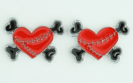 Heart bone red-black cute stud