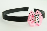 Cute skull bone white-red light pink bow & skull