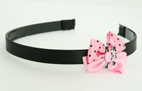 Skull tooth pink light pink bow & skull