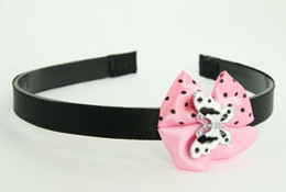 Butterfly white light pink bow & animal