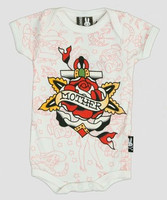 Mother pink six bunnies baby body