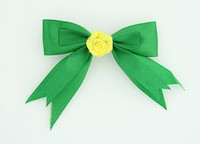 Green / flower yellow green flower