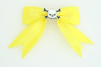 Yellow / skull tooth white yellow skull