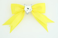 Yellow / cat white yellow animal